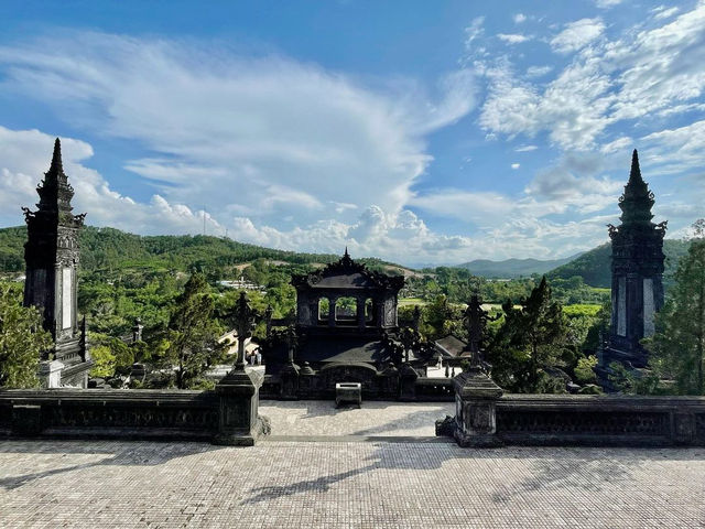 Mausoleum of Emperor Khai 