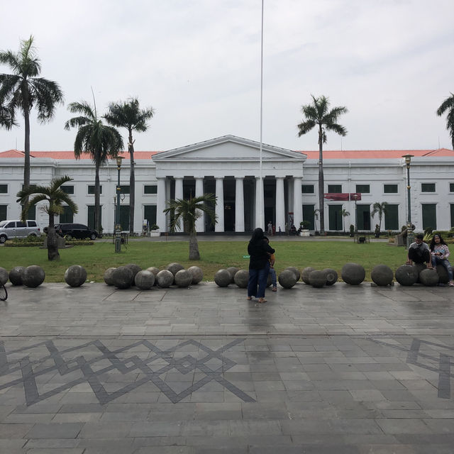 Explore Old Batavia