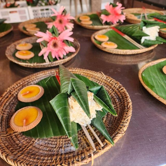 สักการะพระธาตุประจำคนเกิดปีจอ - วัดเกตการาม