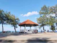 หาดสมิหลา หาดทรายขาวๆ อำเภอเมืองสงขลา