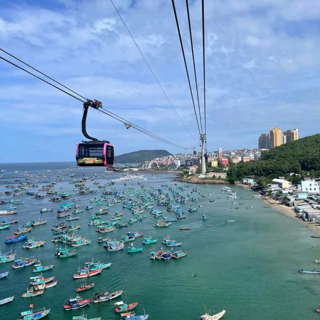 Hon Thom Cable Car & Island