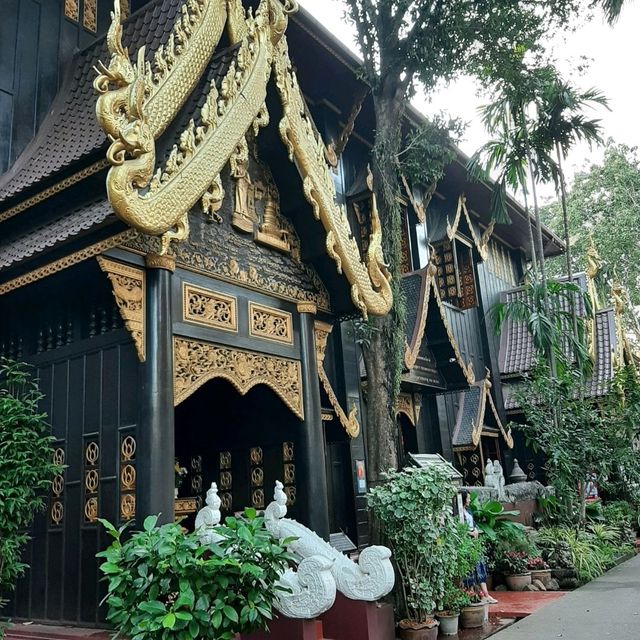 พระพุทธรูปศิลปะปาละที่ใหญ่และสวยงามที่สุดของไทย