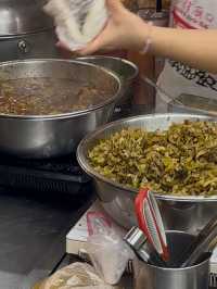 A Taste of Tradition: Exploring Keelung Miaokou Night Market