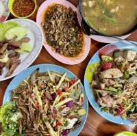 ส้มตำยายนอม-บุรีรัมย์ 
