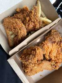 Popular spot for fried chicken lovers in Jeli
