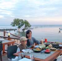 ร้านอาหารติดทะเล