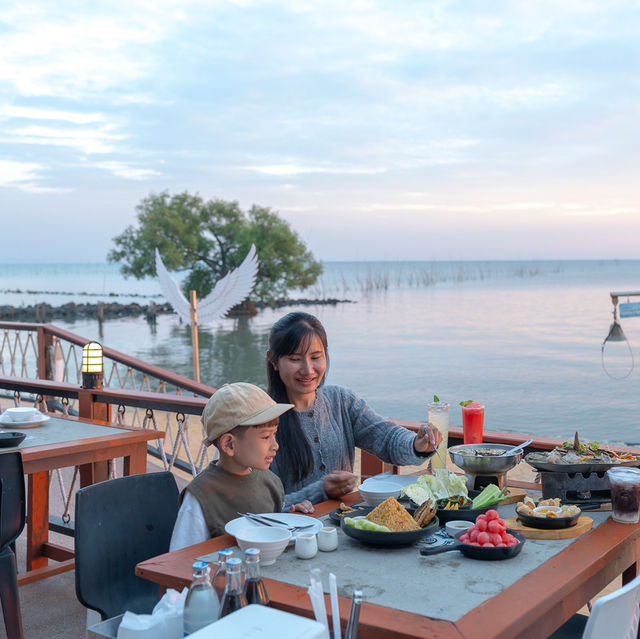 ร้านอาหารติดทะเล