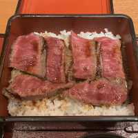 嵐山喜重郎燒牛肉三吃！調味和炭燒香一流🤤