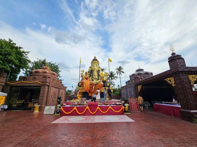 มหาเทวลัย พระพิฆเนศ บางน้ำผึ้ง