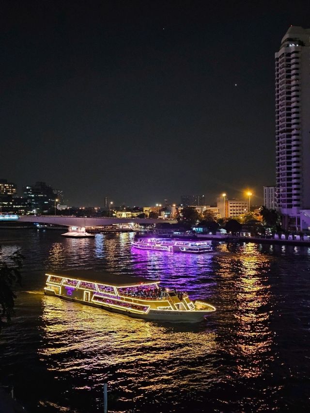 บาร์ลับย่านพระอาทิตย์