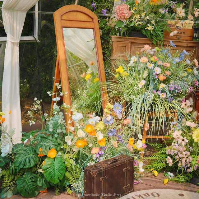 คาเฟ่โดมดอกไม้สุดน่ารักนั่งชิลหรือถ่ายรูปสวยปัง