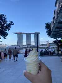 พาเที่ยว Marina Bay Sands – เดินชิลริมแม่น้ำ ✨🫶🏻