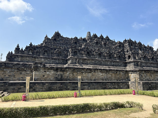 【ジョグジャカルタ】ボロブドゥール寺院観光ガイド