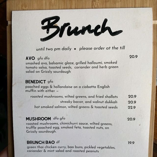 Nice brekkie and coffee options
