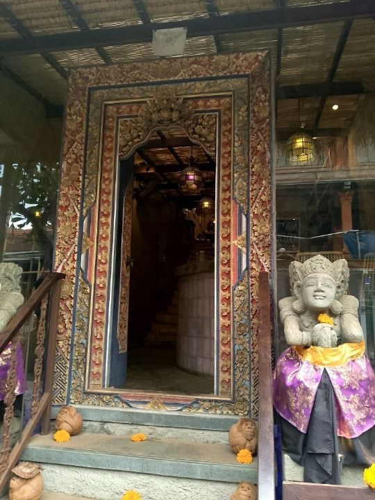 Sun-sun Warung might be the biggest secret warung in Ubud.