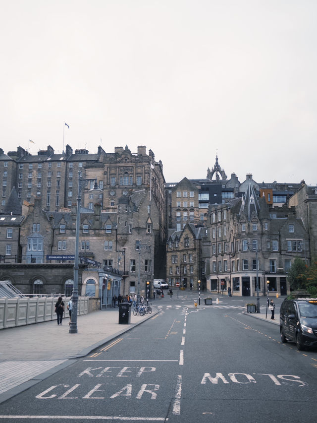  Lovely Edinburgh