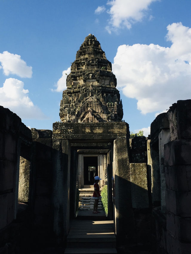 ย้อนเวลาสู่เมืองเก่าที่ปราสาทหินพิมาย นครราชสีมา