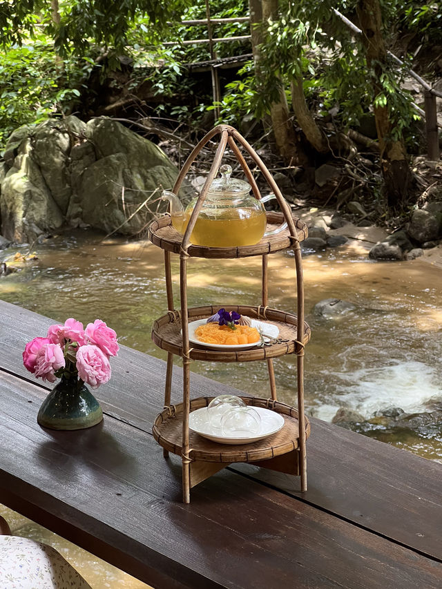 รีวิว คาเฟ่บ้านธารชีวี แม่แมะ เชียงใหม่ 🍃