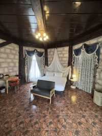 บ้านฮอบบิท! ที่พักสุดแฟนตาซีที่ต้องไปพัก