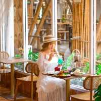 ปดูช้างคาเฟ่อยุธยาสไตล์บาหลีไม้ไผ่