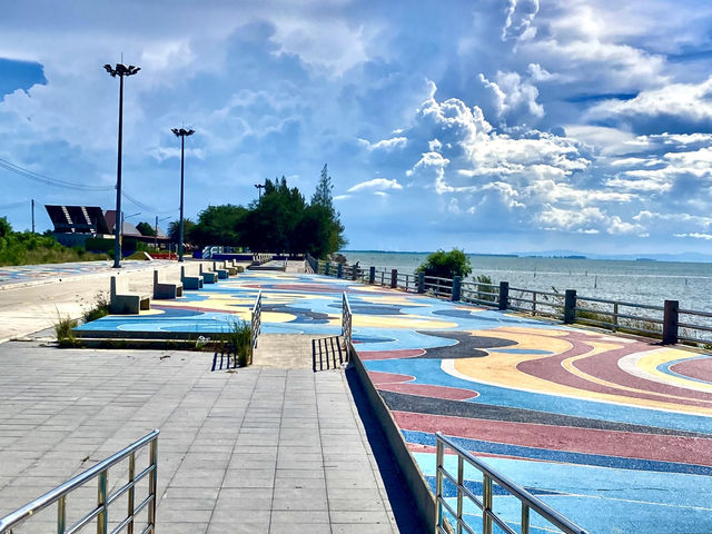 The Serenity of Pattani’s Shoreline