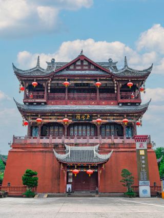 🏯 Wufeng Tower (五凤楼) in Luodai Ancient Town, Chengdu