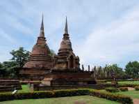 ปั่นจักรยาน ชมธรรมชาติและอุทยานประวัตศาสตร์สุโขทัย