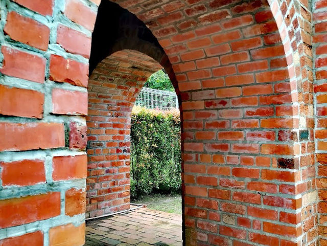 Labuan Chimney Museum: Where History Puffs Out Its Secrets 🚂🧱
