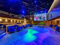 🚢 Celebrity EDGE Review: A Sophisticated, Adults-Focused Floating Oasis 🌊✨
