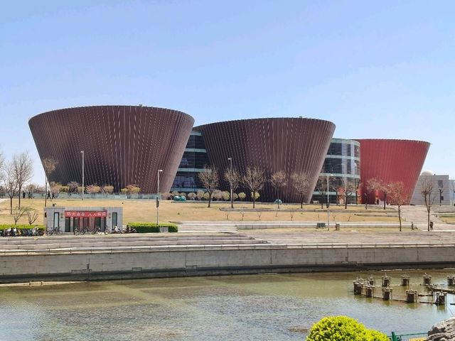 高鉄で太原の博物館へ！