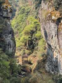 Floating into Spring: Riding the Cangshan Gantong Cable Car in Dali