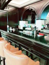 Colonial Café: Timeless Elegance in Every Note