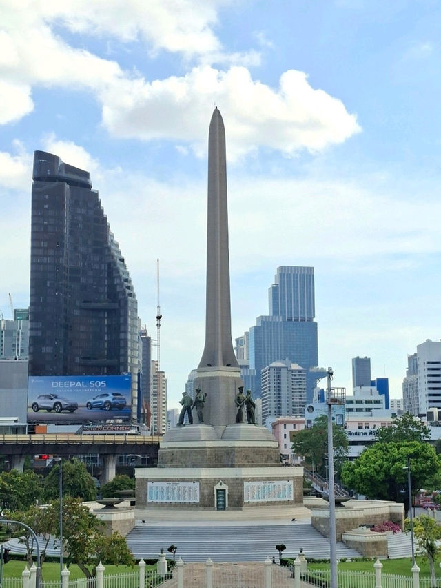 อนุสรณาถาน.อนุสาวรีย์ชัยสมรภูมิ✨️