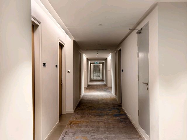 "Holiday Inn Sepang: Your Smart Stopover Near KLIA"