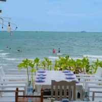 ร้านอาหารริมทะเล หัวหิน