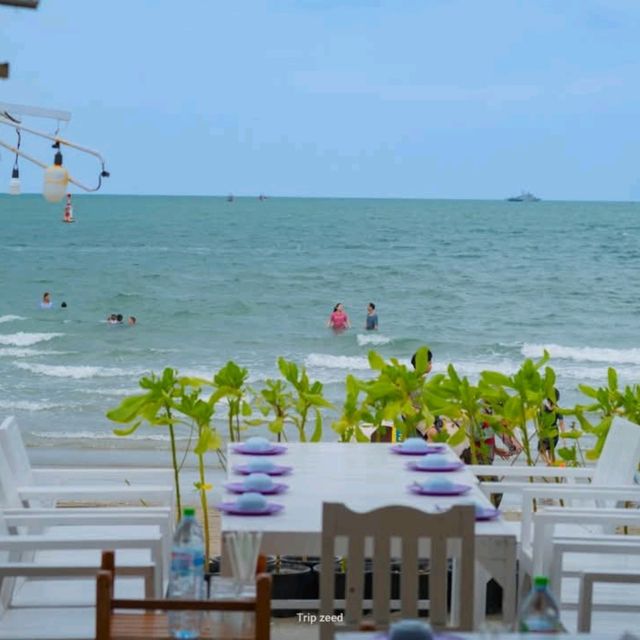 ร้านอาหารริมทะเล หัวหิน
