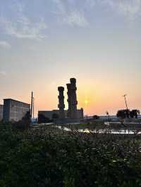 🍊 Hugely Café Jeju – A Sweet Slice of Coastal Bliss