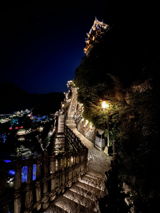Beautiful Weather in Wangxian Valley in May