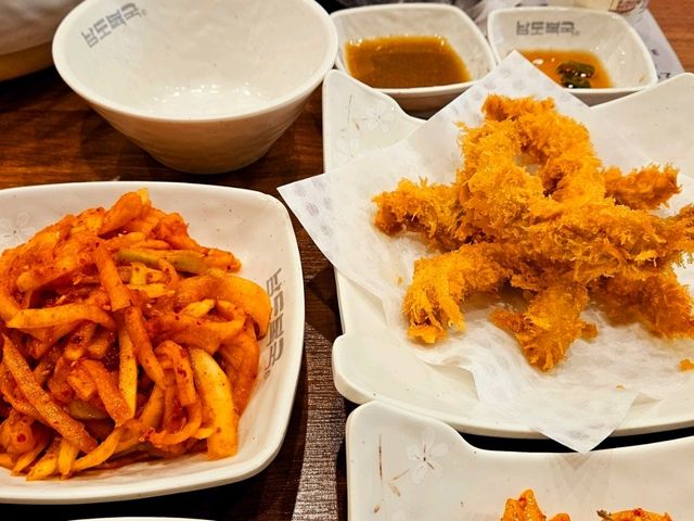 A delightful puffer fish course meal at Ilsan