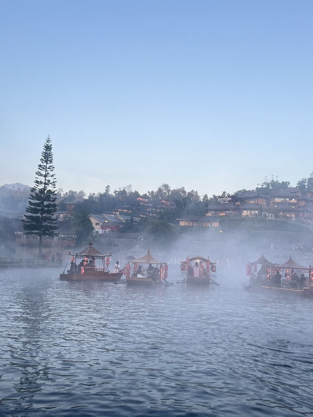 ล่องเรือบ้านรักไทย ก่อนตายไปลองสักครั้ง 