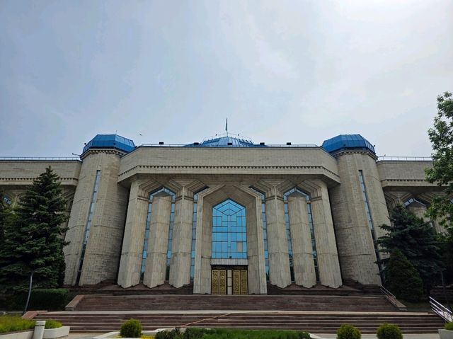 สำรวจสถาปัตยกรรมและธรรมชาติ 2 เมือง Almaty-Astana