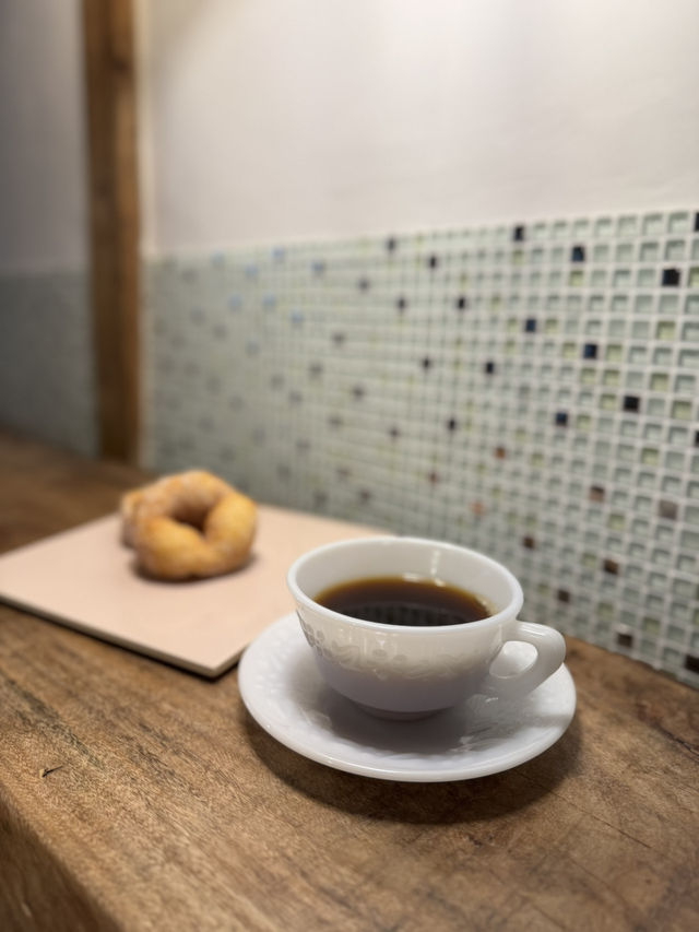 【北九州グルメ】早く行かなきゃ売り切れてしまう、古民家のハワイアンドーナツ屋🍩