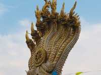 วัดเขาพลอย 