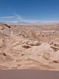 Valle de la Luna – Chile’s Otherworldly Desert Wonderland