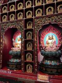 Discover the Majestic Buddha Tooth Relic Temple in Singapore 