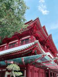 Discover the Majestic Buddha Tooth Relic Temple in Singapore 