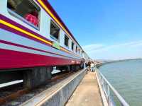 🛤️ : รถไฟลอยน้ำ เขื่อนป่าสักชลสิทธิ์ ลพบุรี