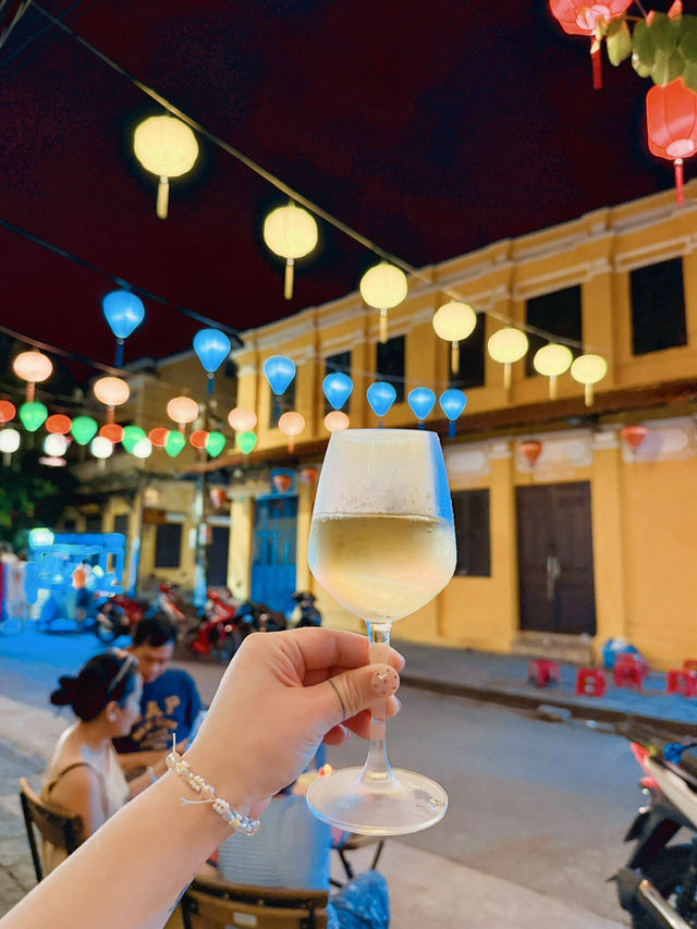 호이안 분위기 좋은 비스트로✨🍷