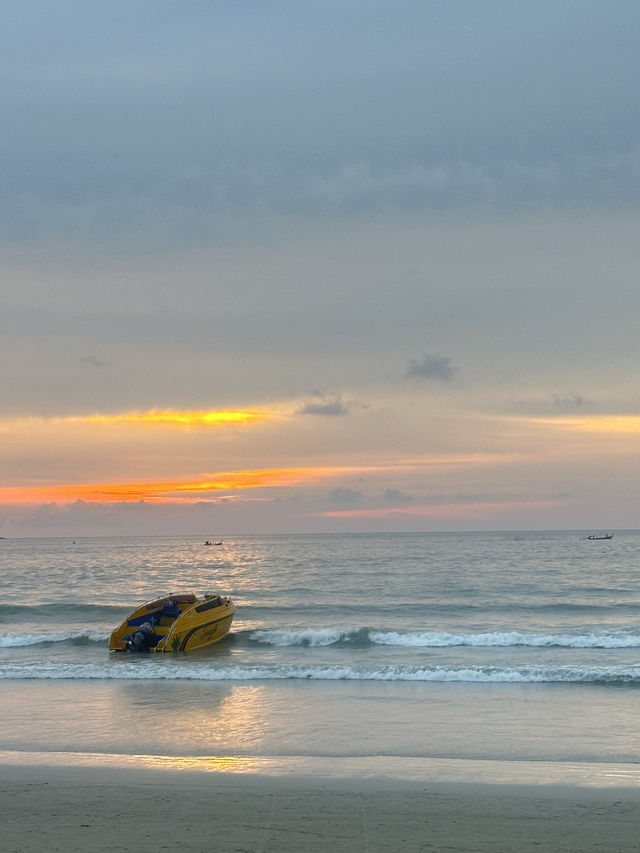  Magical sunset in Phuket.✨