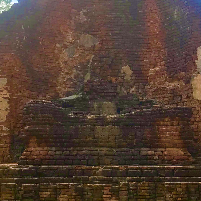 อุทยานประวัติศาสตร์กำแพงเพชร 